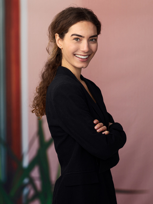 Charlotte Kvande Hay Low