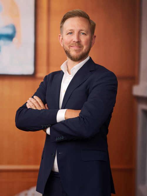 Victor Wettergren Low